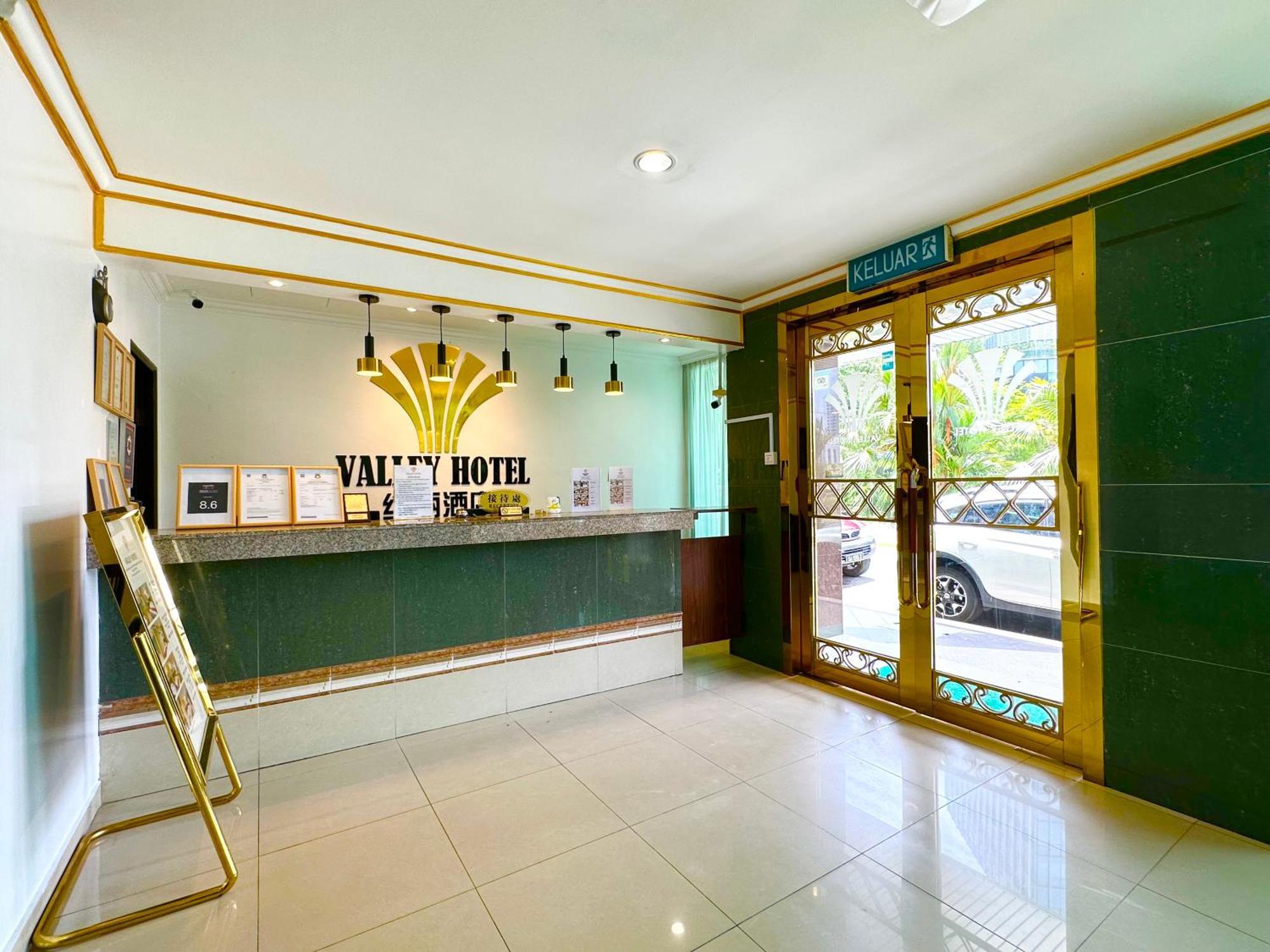 山谷酒店 亞庇 外观 照片